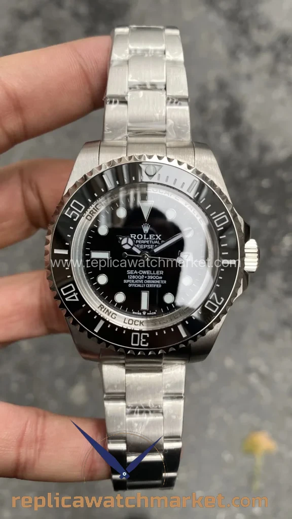 Replica Rolex Deepsea 136660 Black — product view 1