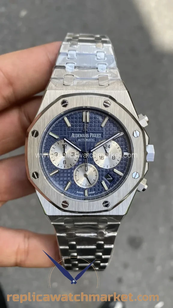 Replica Audemars Piguet Royal Oak 26331ST — Blue and White Dial Chronograph Steel Case 41 mm — product view 1