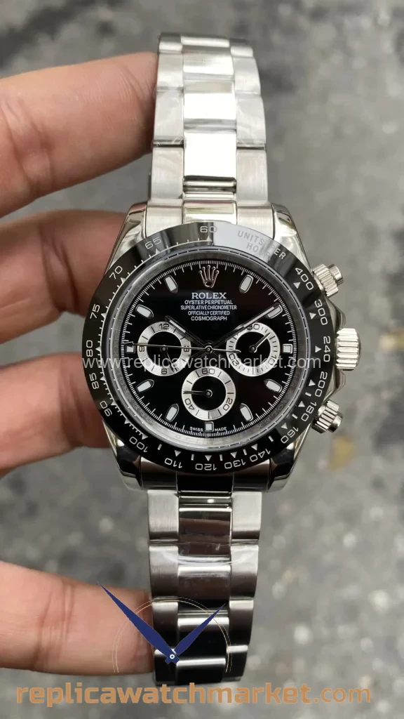 Replica Rolex Daytona 116500LN  Black Dial 40 mm — product view 1