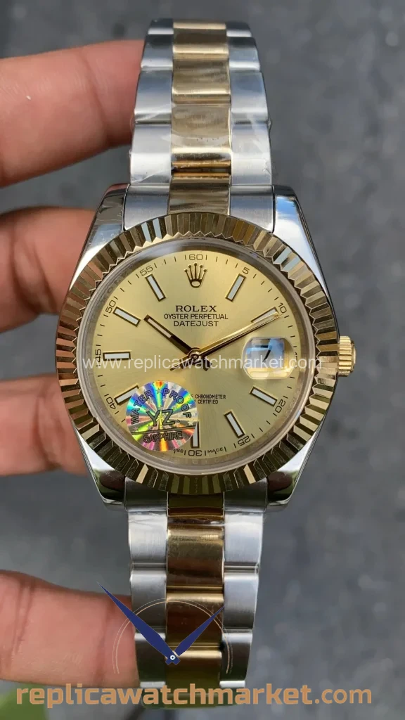 Replica Rolex Datejust 126333 — Champagne Dial Two-Tone Oyster 41 mm — product view 1