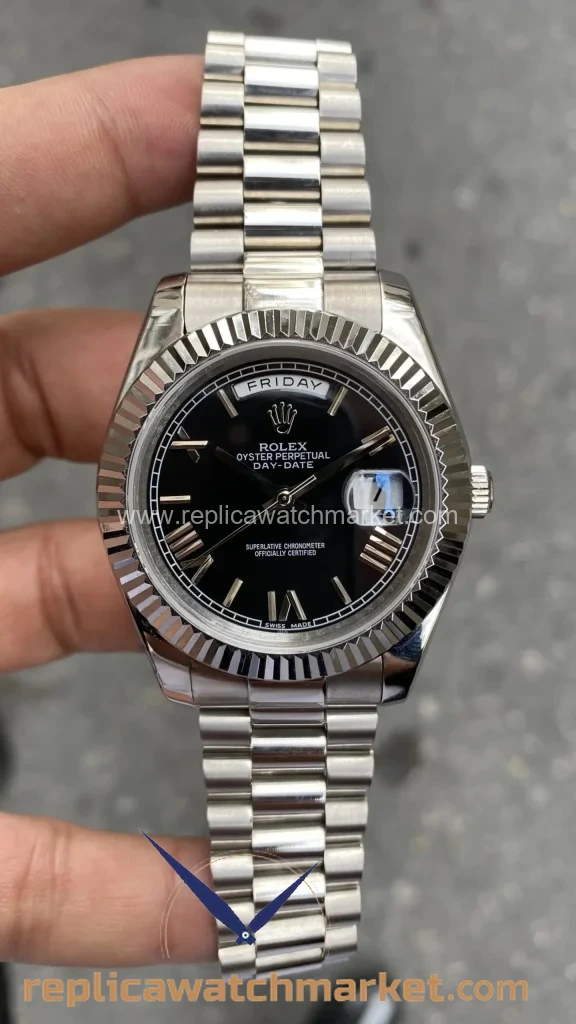 Replica Rolex Day-Date 218239 — Black Roman 40 mm — product view 1
