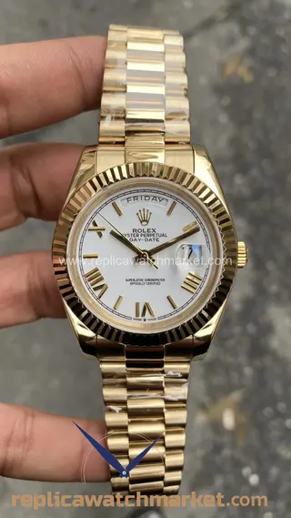 Replika Rolex Day-Date 228238 — Sarı Altın President 40 mm — ürün görünümü 1