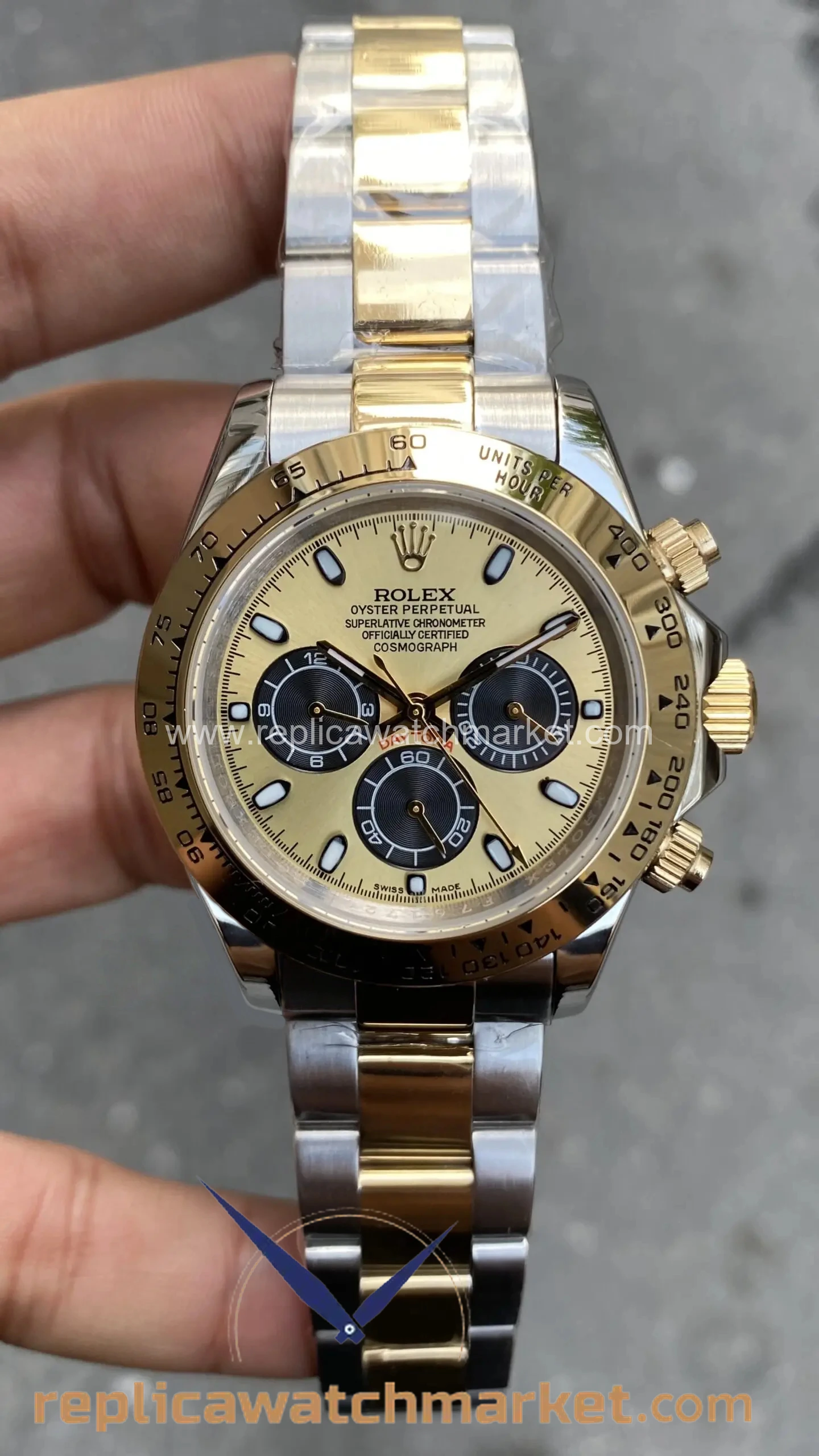 Replica Rolex Daytona 126503 — Champagne Black Dial Two-Tone 40 mm — product view 1