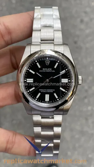Replika Rolex Oyster Perpetual 124300 — Siyah Kadran 41 mm — ürün görünümü 1