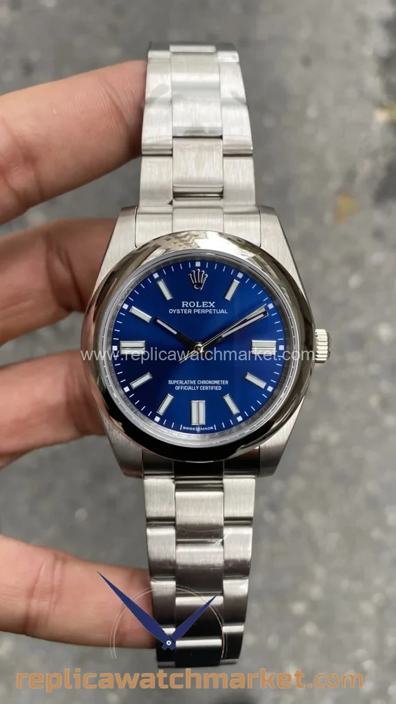 Replica Rolex Oyster Perpetual 124300 — Blue Dial 41 mm — product view 1