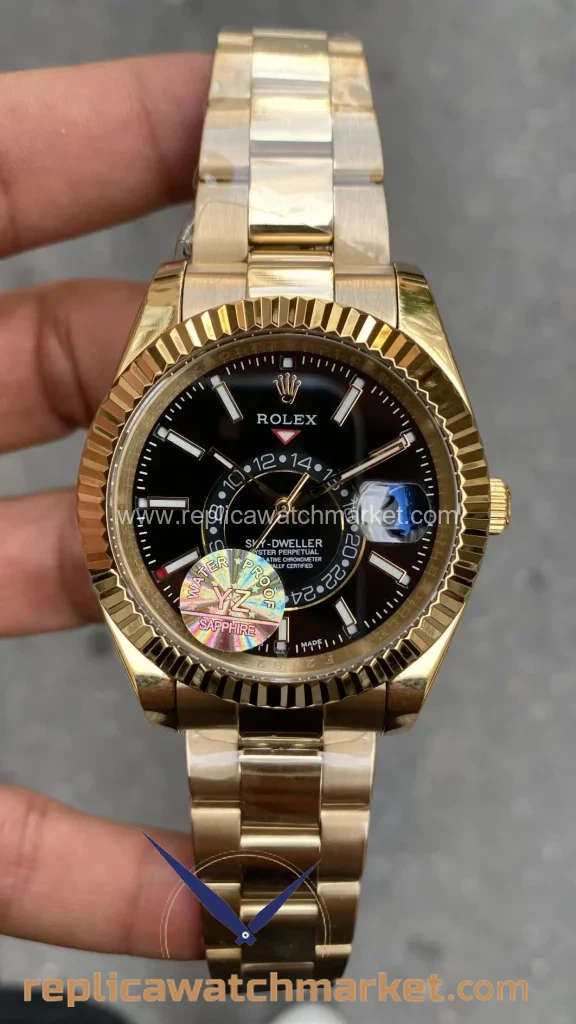 Replica Rolex Sky-Dweller 326938 — Black Dial Full Gold Oyster 42 mm — product view 1