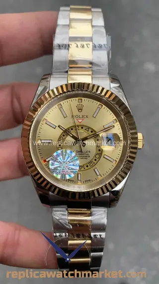 Replika Rolex Sky-Dweller 326933 — Şampanya Kadranlı Çift Renk Altın Oyster 42 mm — ürün görünümü 1