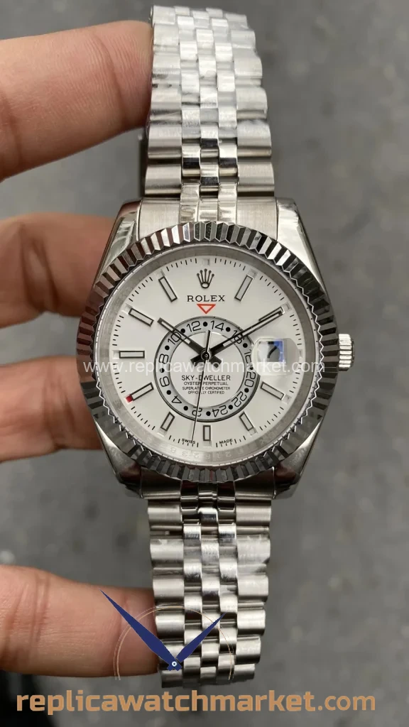 Replica Rolex Sky-Dweller 326934 — White Dial Jubilee 42 mm — product view 1