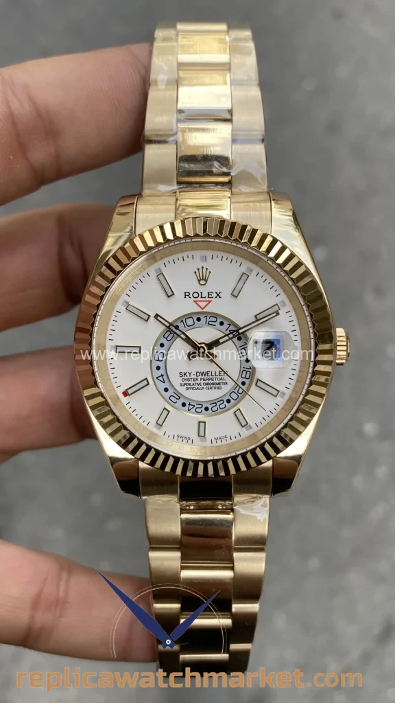 Replica Rolex Sky-Dweller 326938 — White Dial Full Gold Oyster 42 mm — product view 1