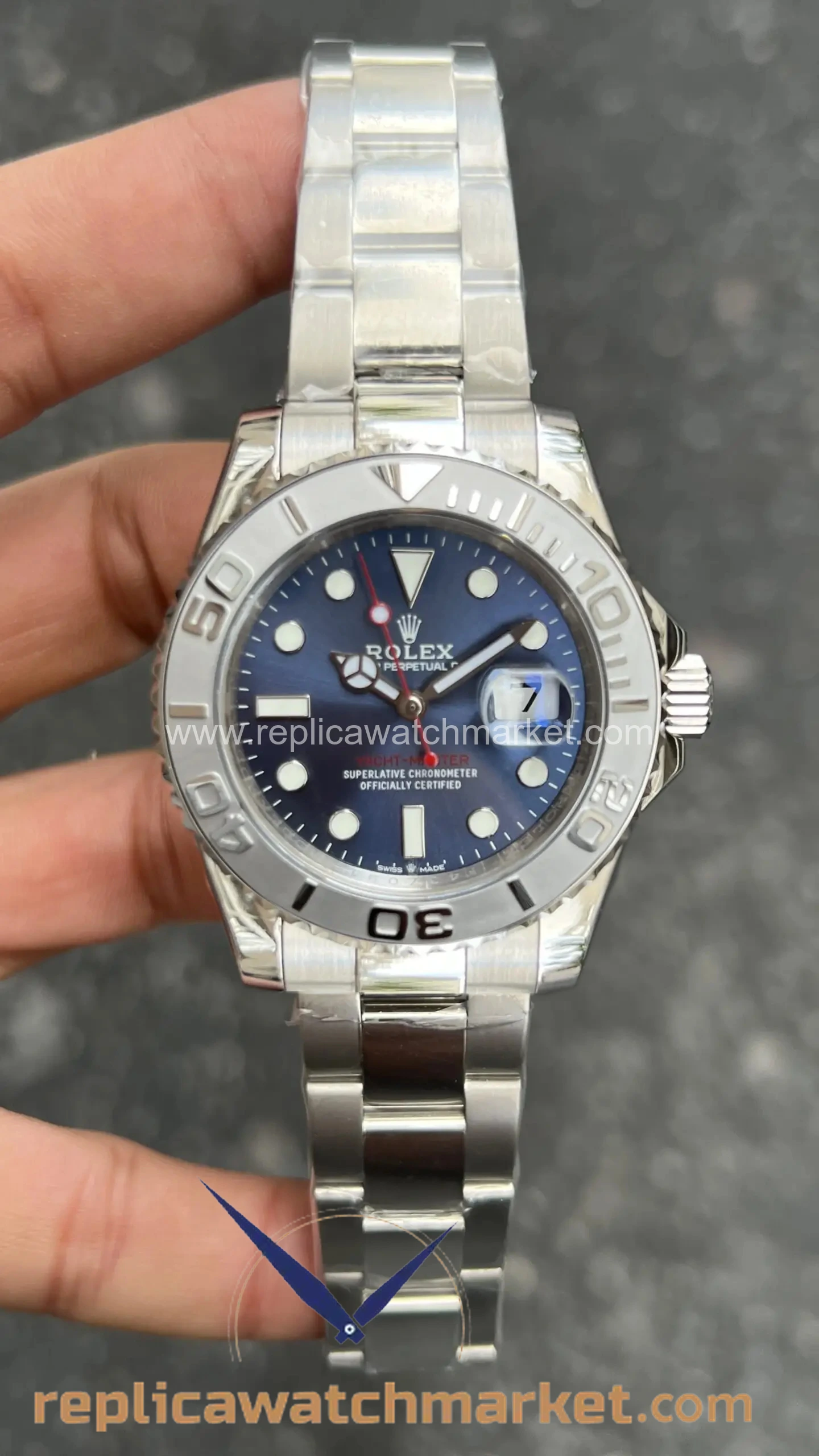 Replica Rolex Yacht-Master 126662 — Blue Dial Steel Oyster 40 mm — product view 1