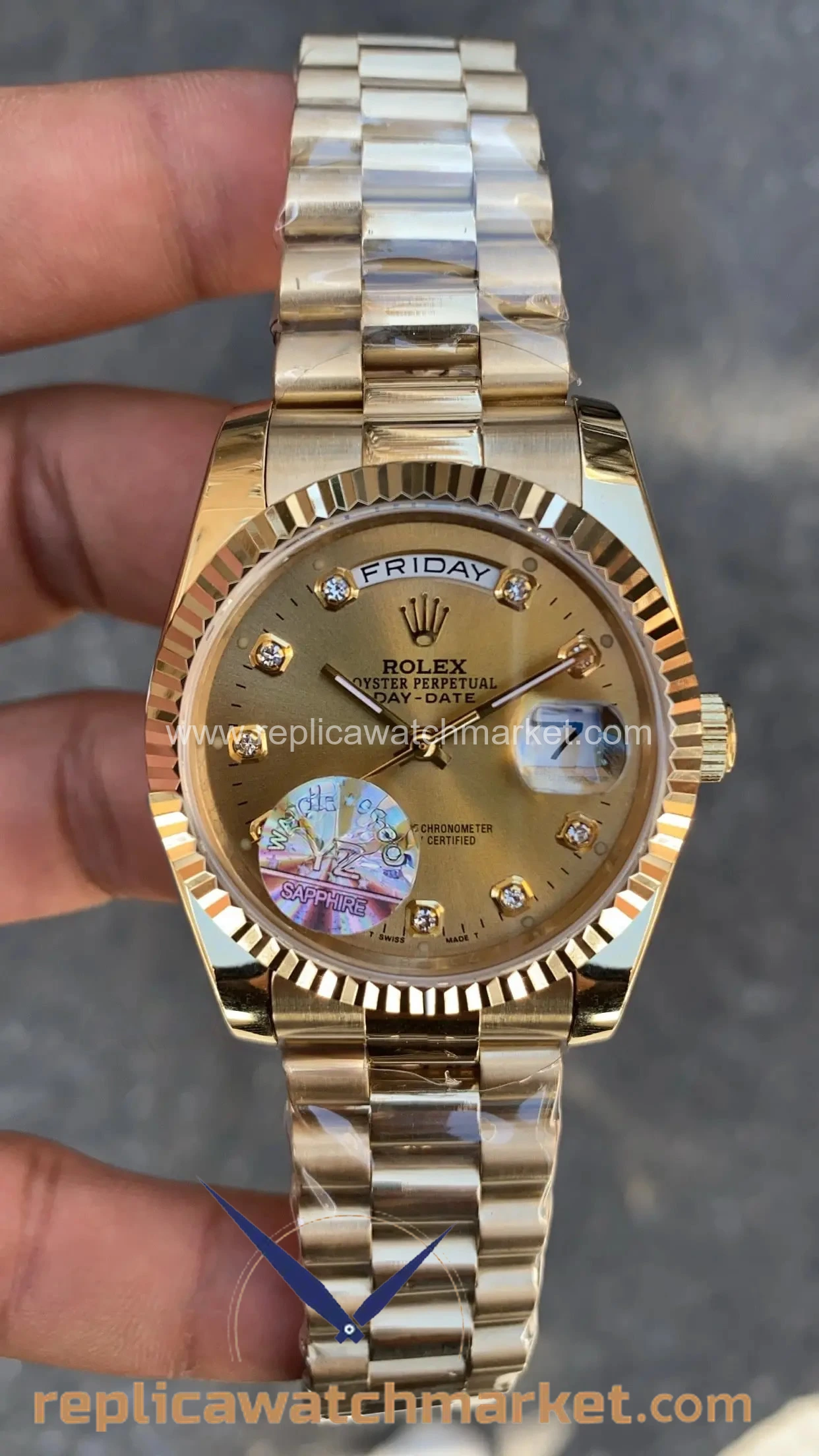 Replica Rolex Day-Date 36 mm — Gold Stone Dial Gold Jubilee — product view 1