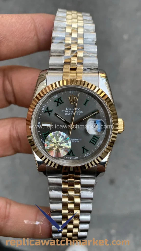 Replica Rolex Datejust 36 mm — Wimbledon Dial Two-Tone Gold Jubilee — product view 1
