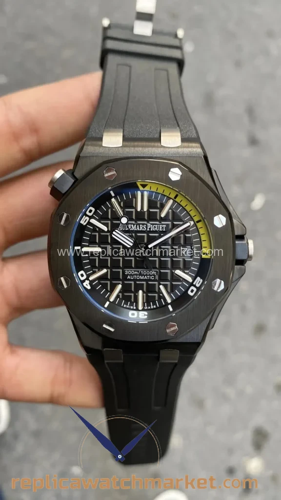 Replica Audemars Piguet Royal Oak Offshore Diver 15707CE — Black Ceramic Black Dial 42 mm — product view 1