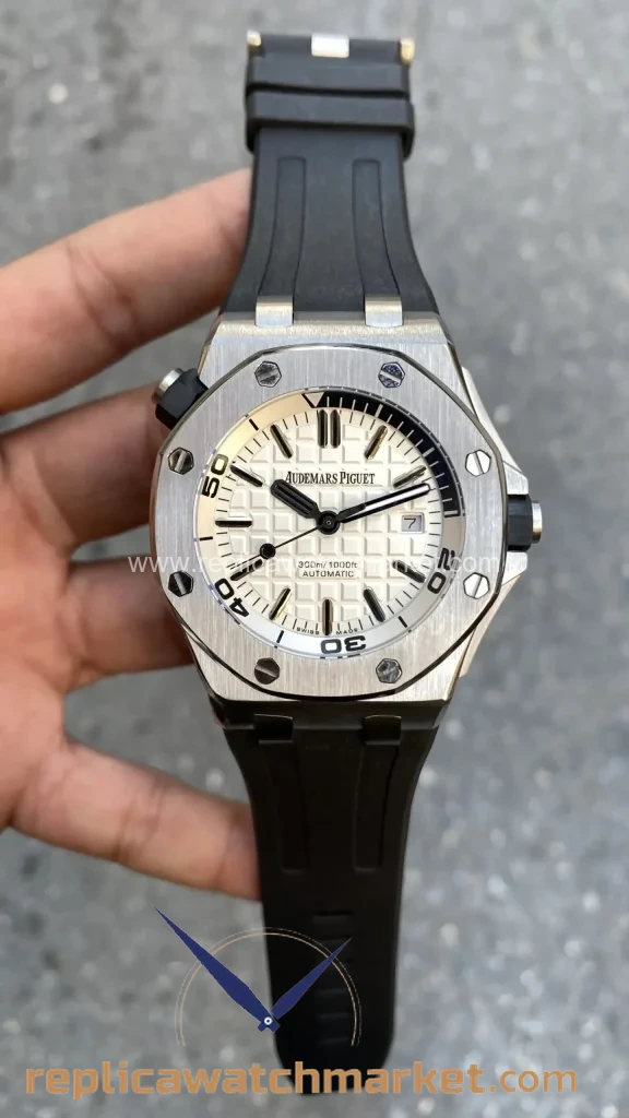 Replica Audemars Piguet Royal Oak Offshore Diver 15710ST — White Dial Steel Case 42 mm — product view 1