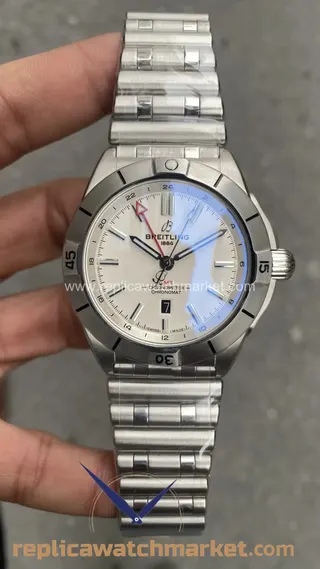 Replika Breitling Chronomat GMT — Beyaz Kadran 42 mm — ürün görünümü 1