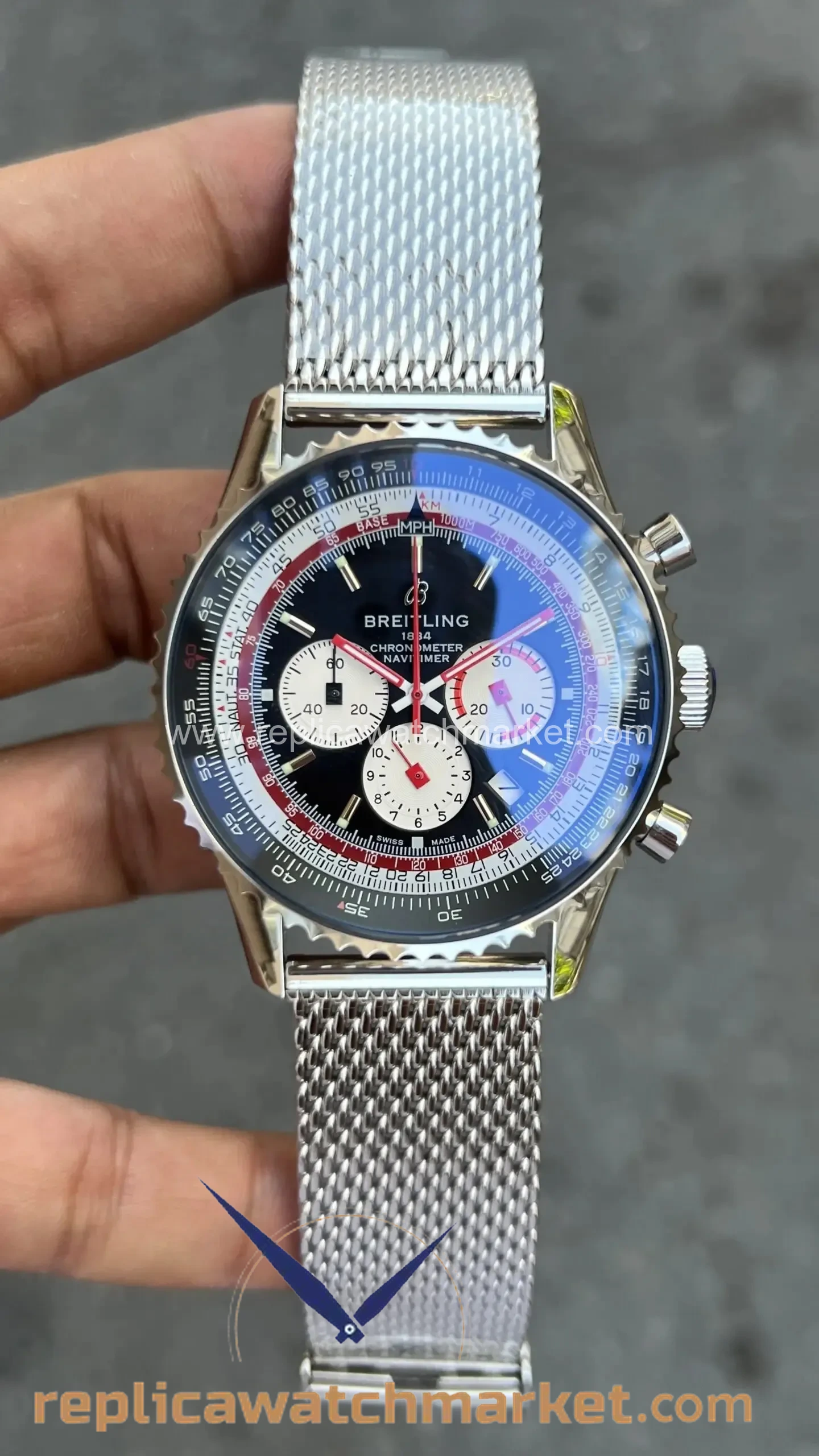 Replica Breitling Navitimer Swiss Air Edition — 43 mm Chronograph — product view 1