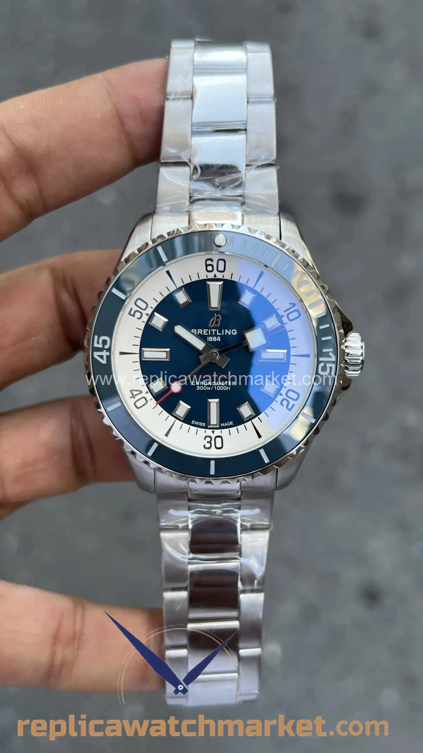 Replica Breitling New Superocean Automatic Blue Dial 44 mm — product view 1