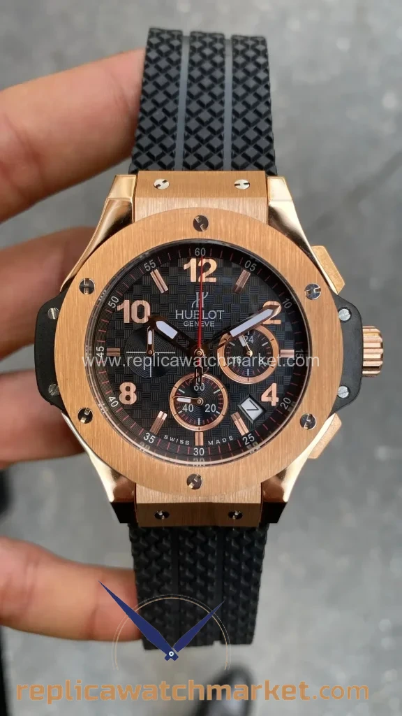 Replica Hublot Big Bang Tuiga 1909 Rose Case Black Dial 41 mm — product view 1