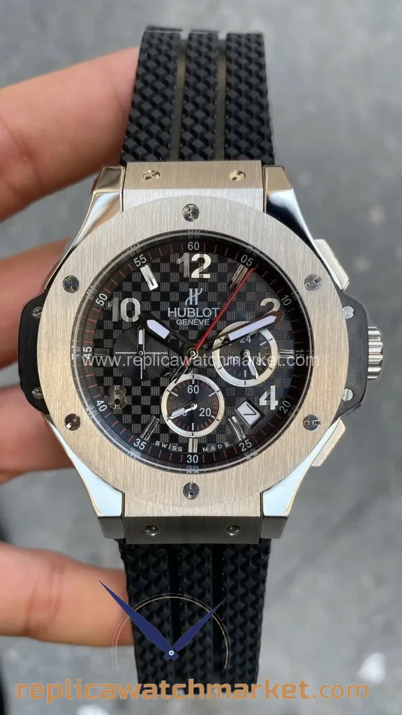 Replica Hublot Big Bang Tuiga 1909 Steel Case Black Dial 41 mm — product view 1