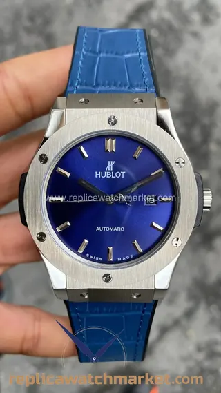 Replika Hublot Classic Fusion Automatic Vendome Blue Dial, mavi kauçuk kayış, çelik kasa, 42 mm — ürün görünümü 1