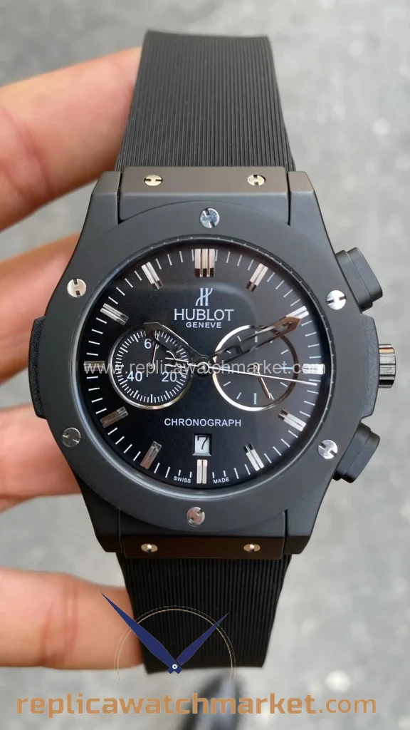 Replica Hublot Classic Fusion Chronograph Black PVD Case Black Dial Black Rubber 41 mm — product view 1