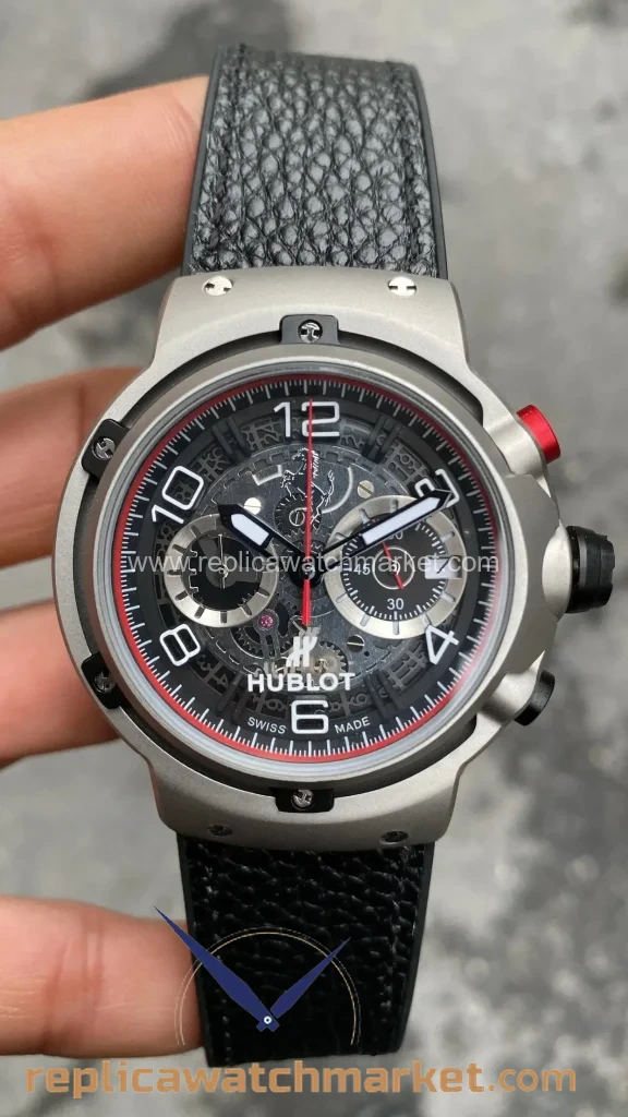 Replica Hublot Classic Fusion Ferrari GT Steel Case Black Rubber 42 mm — product view 1