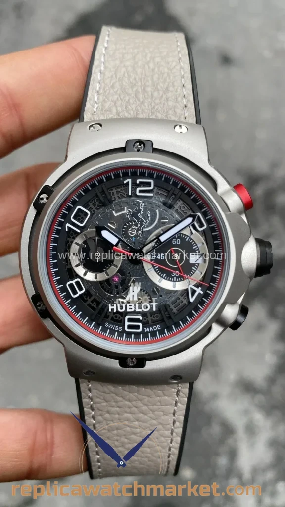 Replica Hublot Classic Fusion Ferrari GT Steel Case Grey Rubber 42 mm — product view 1