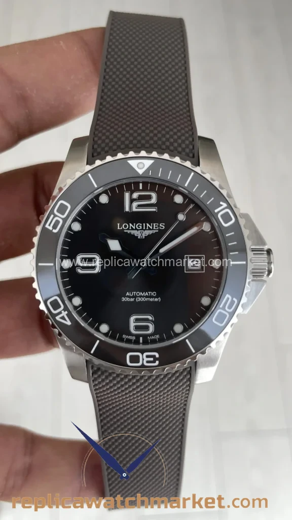 Replica Longines HydroConquest Rubber Gray Dial 41 mm — product view 1