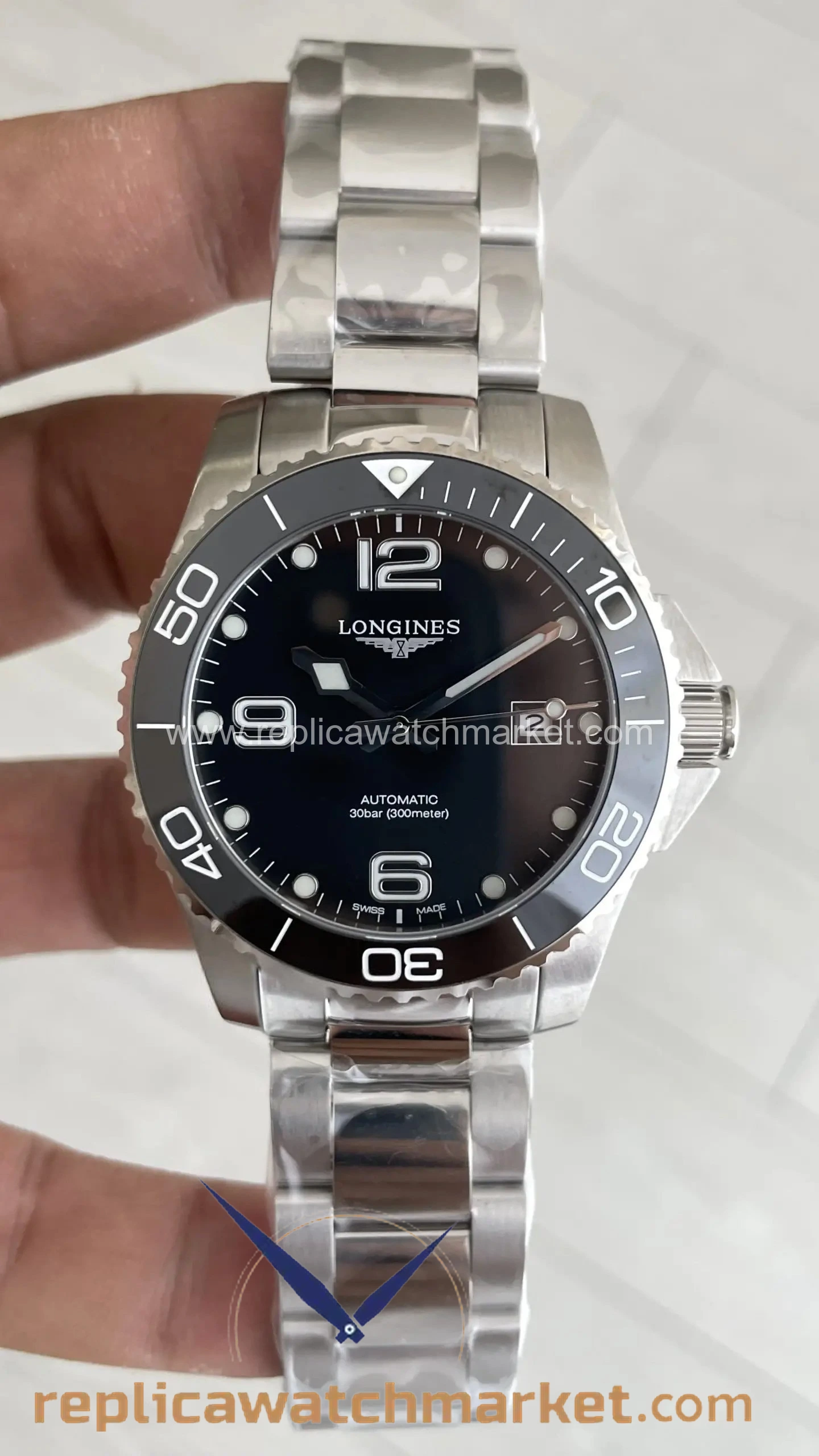 Replica Longines HydroConquest Steel Case Black Dial 41 mm — product view 1