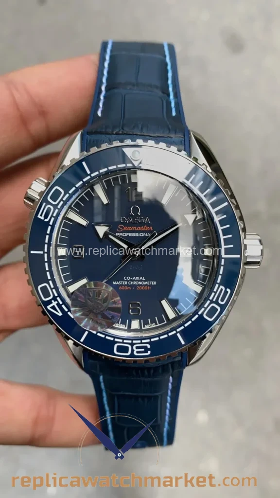 Replica Omega Seamaster Planet Ocean 600M Automatic Blue Dial Blue Rubber 45 mm — product view 1