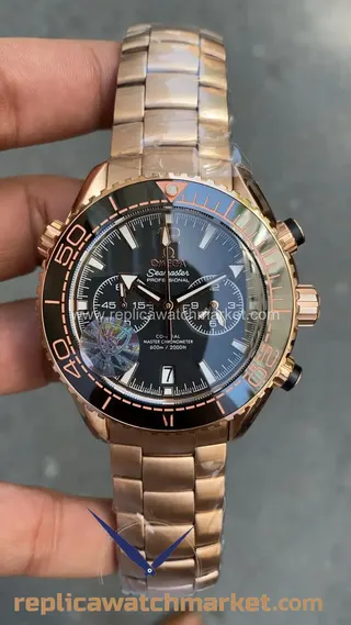 Omega Seamaster Planet Ocean 600M Chronograph 黑色表盘玫瑰金色表壳复刻腕表 45 mm — 产品视图 1
