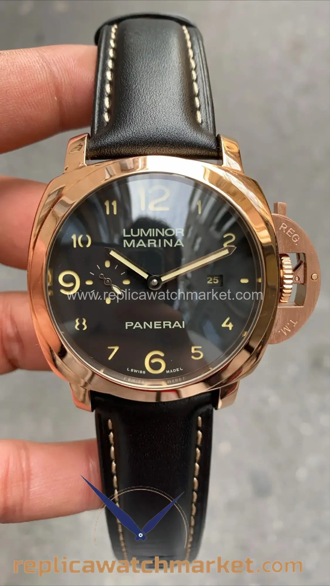 Replica Panerai Luminor Marina PAM00111 Rose Gold Case Black Dial Black Leather 48 mm — product view 1