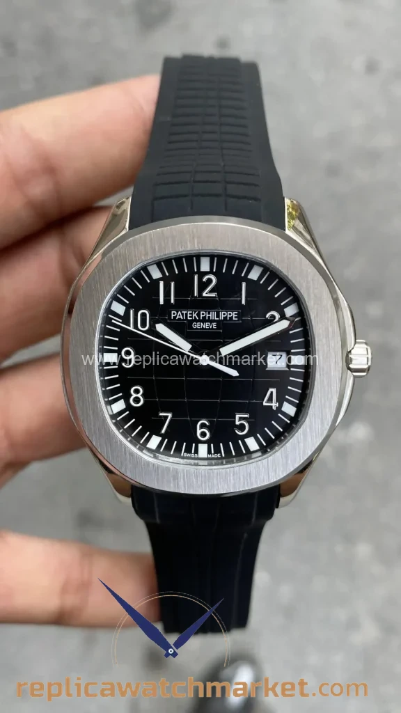Replica Patek Philippe Aquanaut 5167A-001 — Steel Case Black Dial Black Rubber 42 mm — product view 1