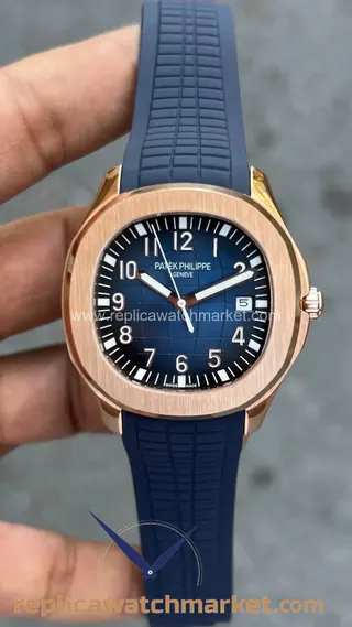 Replika Patek Philippe Aquanaut 5168 — Pembe altın kasa, mavi kadran ve mavi kauçuk kayış 42 mm — ürün görünümü 1