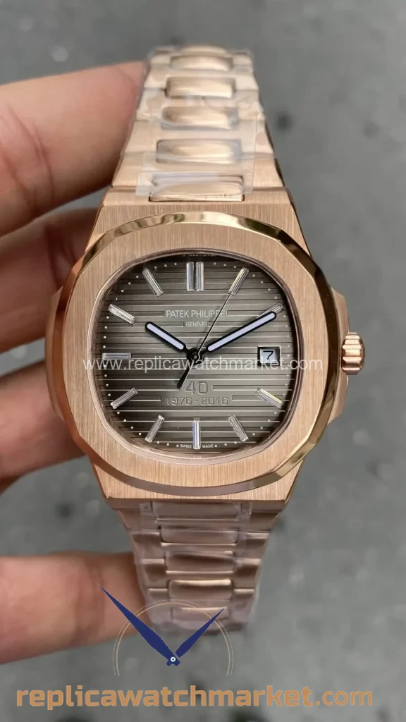 Replica Patek Philippe Nautilus 40th Year Anniversary 5711 — Rose Gold Case Grey Dial 40 mm — product view 1