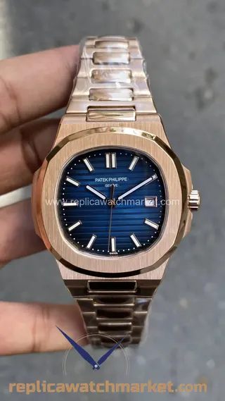 Replika Patek Philippe Nautilus 5711 — Pembe altın kasa, mavi kadran 40 mm — ürün görünümü 1