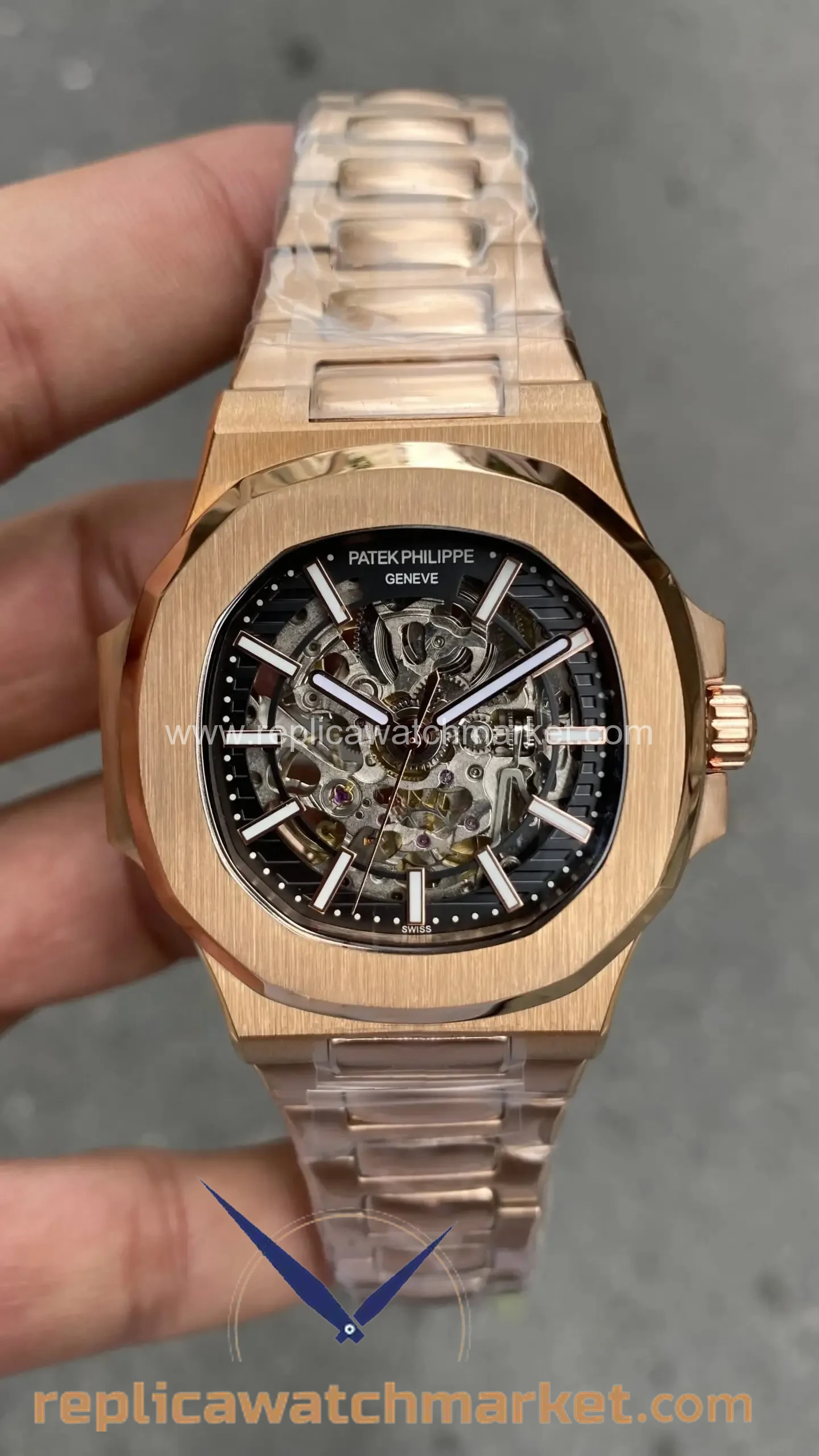 Replica Patek Philippe Nautilus 5711 — Skeleton Rose Gold Case Black Dial 40 mm — product view 1