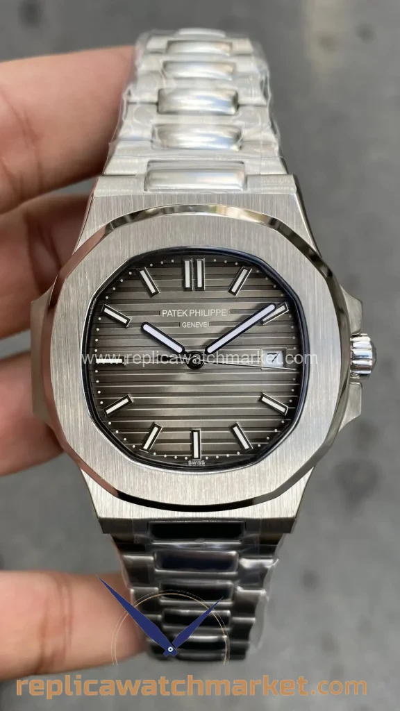 Replica Patek Philippe Nautilus 5711 — Steel Case Grey Dial 40 mm — product view 1