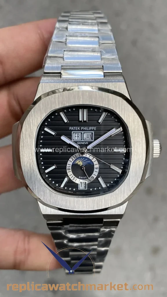 Replica Patek Philippe Nautilus Annual Calendar 5726 — Steel Case Black Dial 40 mm — product view 1