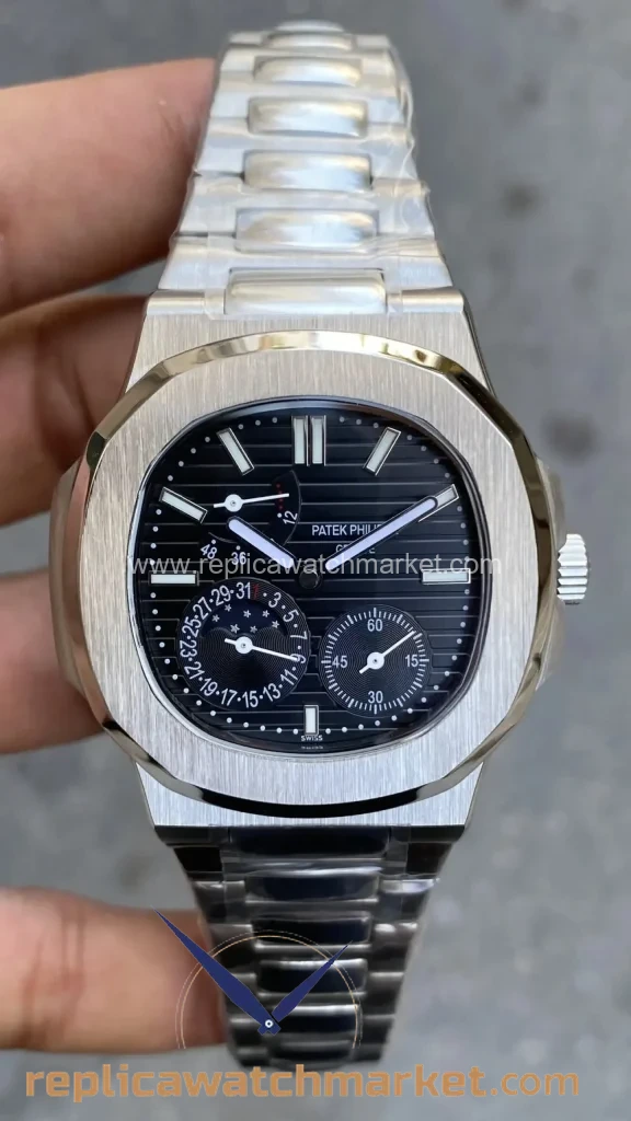 Replica Patek Philippe Nautilus Moonphase 5712 — Steel Case Black Dial 40 mm — product view 1
