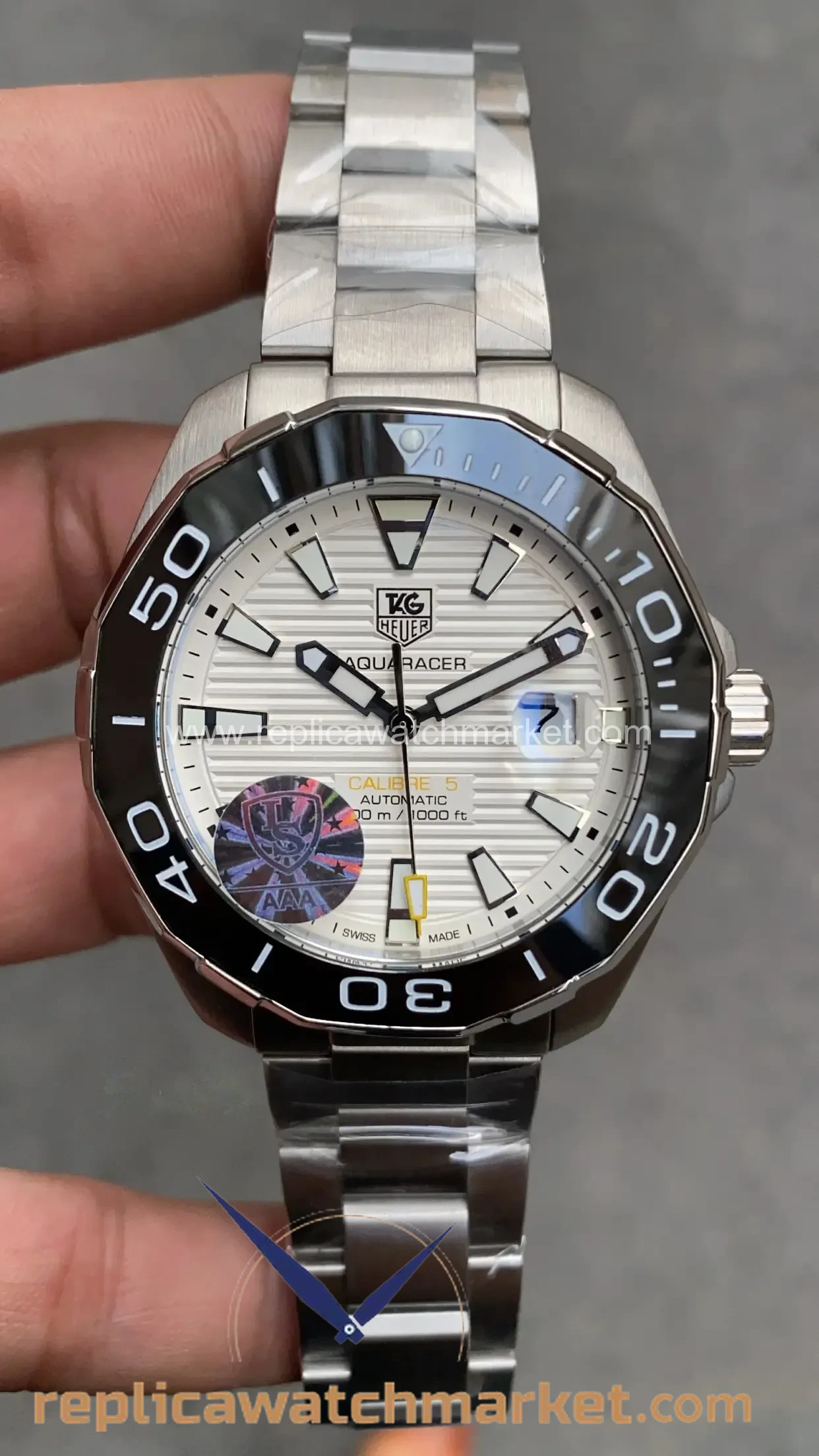 Replica TAG Heuer Aquaracer Calibre 5 Automatic — White Dial 43 mm — product view 1