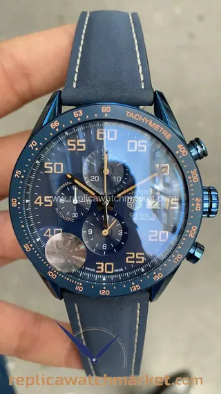 Replika TAG Heuer Carrera Calibre 16 Chronograph — Mavi kasa ve kadran, mavi deri kayış 43 mm — ürün görünümü 1