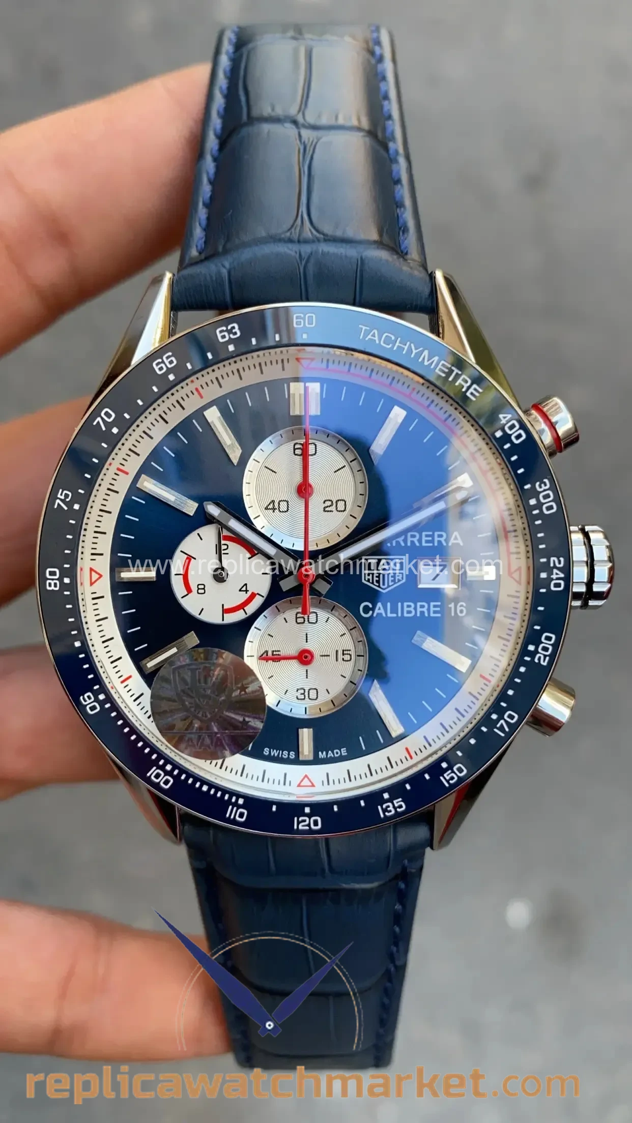 Replica TAG Heuer Carrera Calibre 16 Chronograph — Blue Dial Blue Leather Strap 43 mm — product view 1