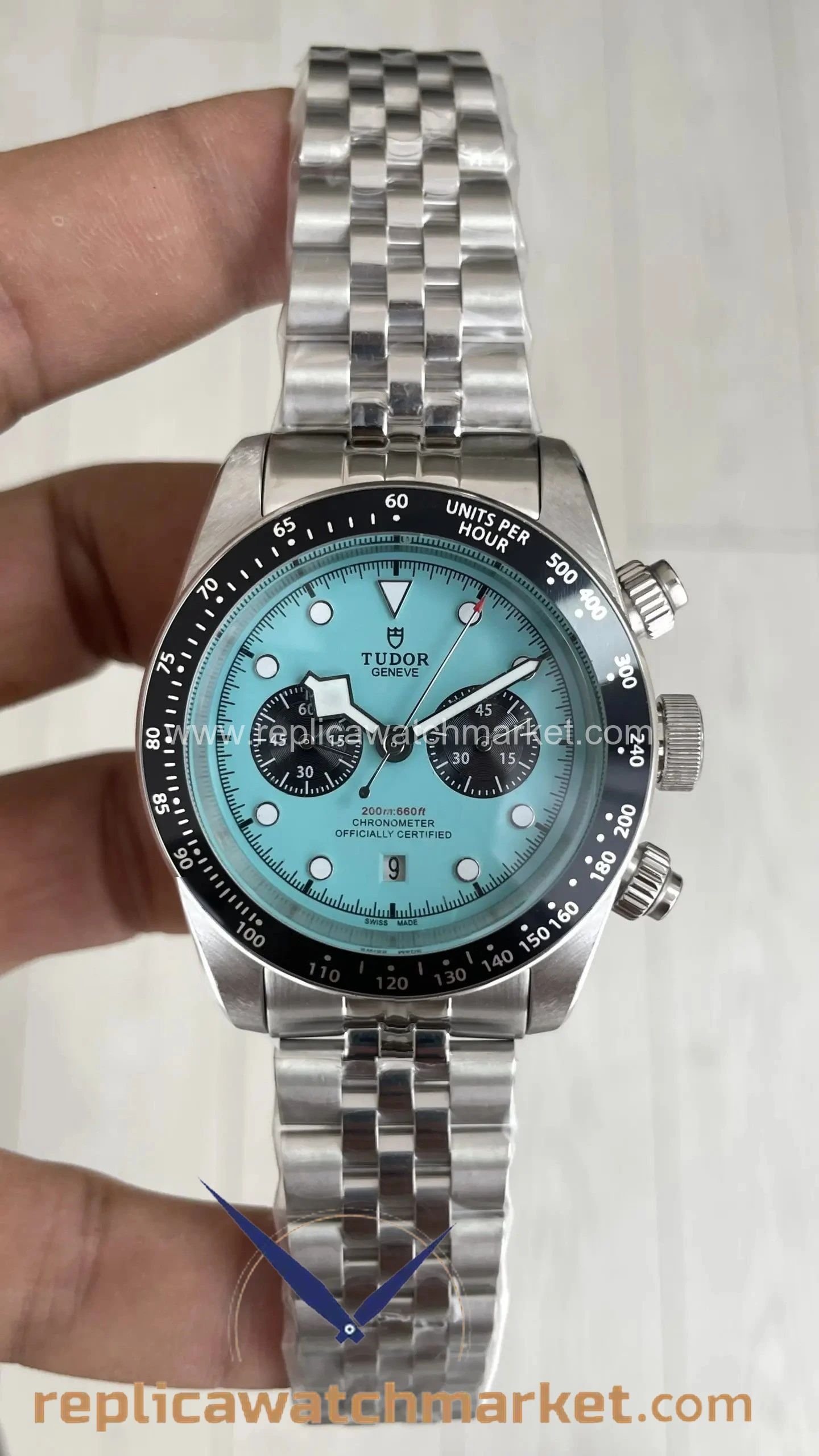Replica Tudor Black Bay Steel Jubilee Chronograph Flamingo Blue Dial M79360N 41 mm — product view 1
