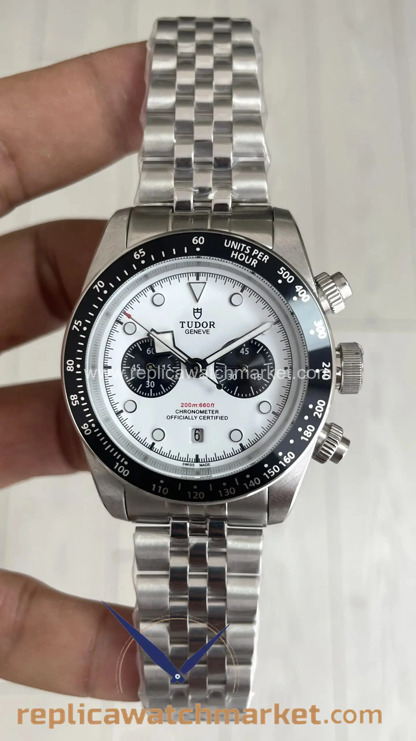 Replica Tudor Black Bay Steel Jubilee White Dial Chronograph Panda Edition M79360N 41 mm — product view 1