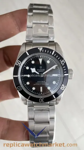 Replika Tudor Black Bay Çelik Oyster Siyah Kadran Otomatik 41 mm — ürün görünümü 1