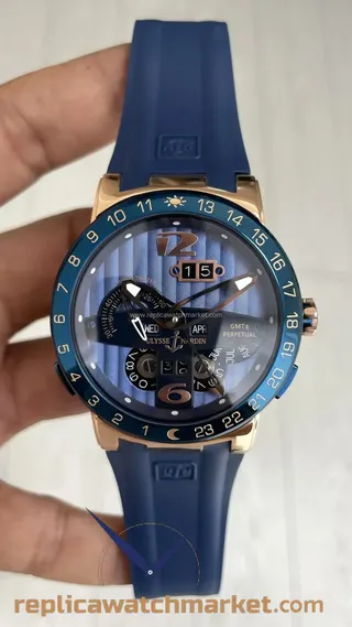 Replika Ulysse Nardin El Toro GMT Perpetual Calendar — Roze kasa, mavi kadran — ürün görünümü 1
