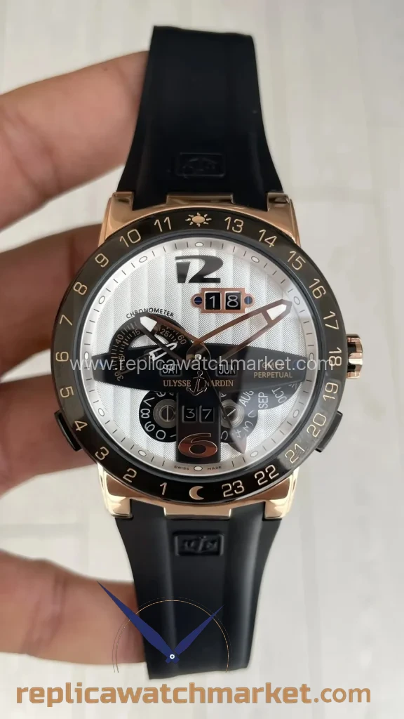 Replica Ulysse Nardin El Toro GMT Perpetual Calendar — Rose Case White Dial — product view 1