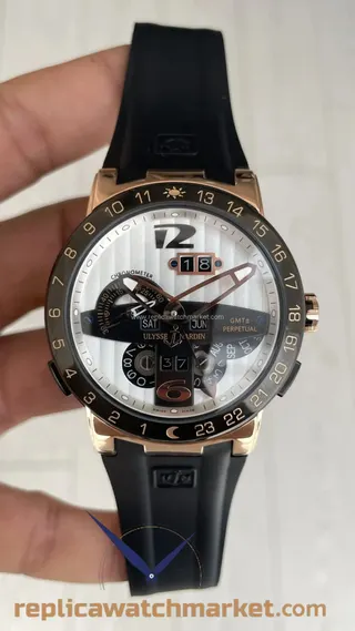 Replika Ulysse Nardin El Toro GMT Perpetual Calendar — Roze kasa, beyaz kadran — ürün görünümü 1