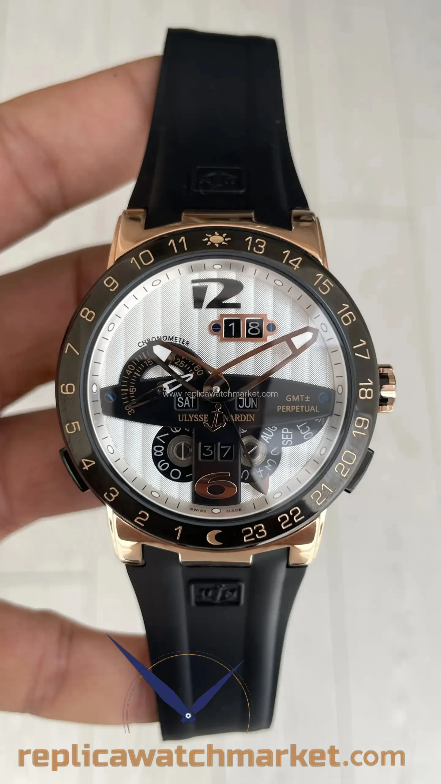 Replica Ulysse Nardin El Toro GMT Perpetual Calendar — Rose Case White Dial — product view 1